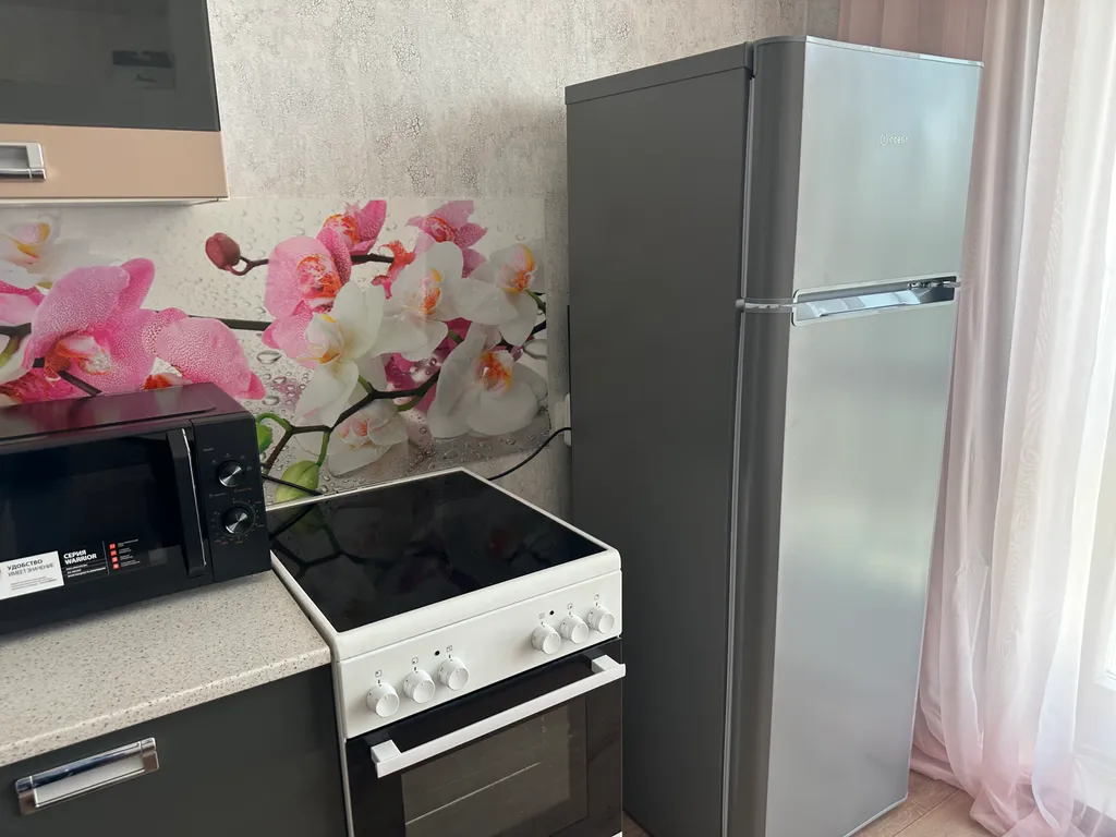 Уютная квартира с отличным видом на Иртыш