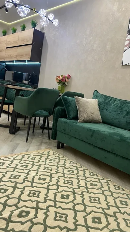 Евротрешка с дизайнерским ремонтом