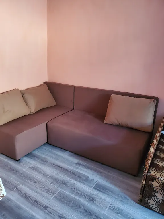 Комната в частном доме с уютным двориком