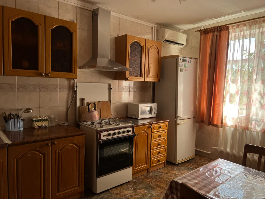 Коттедж Дом у моря в центральной части города целиком — Геленджик