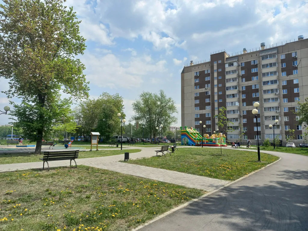 Светлая, уютная квартира вблизи Железнодорожной больницы