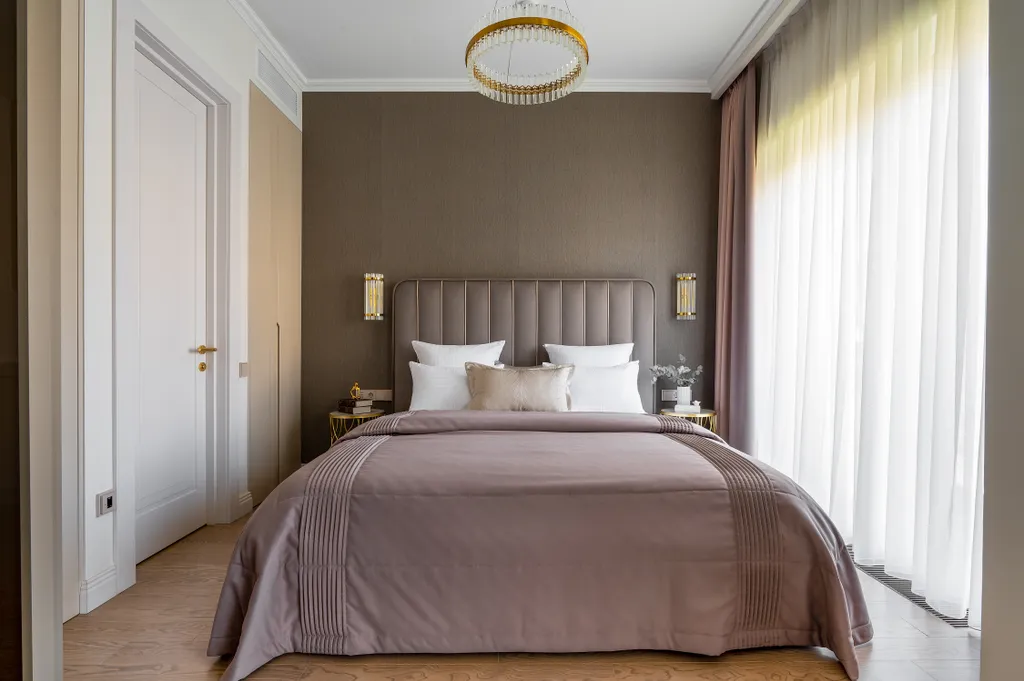 Апартамент люкс с балконом Королевский Вид