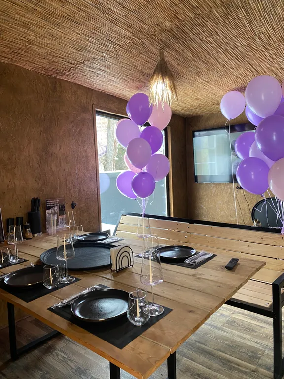 Домик у озера