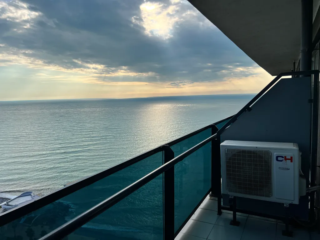 Orbi Beach Tower №2808, море, парк, небоскреб