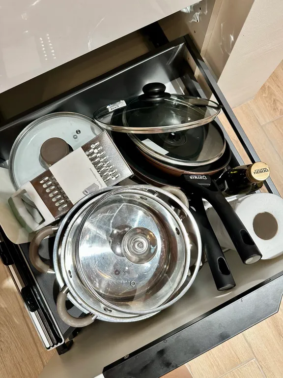 Новый панорамный барнхаус с сауной на лесном участке