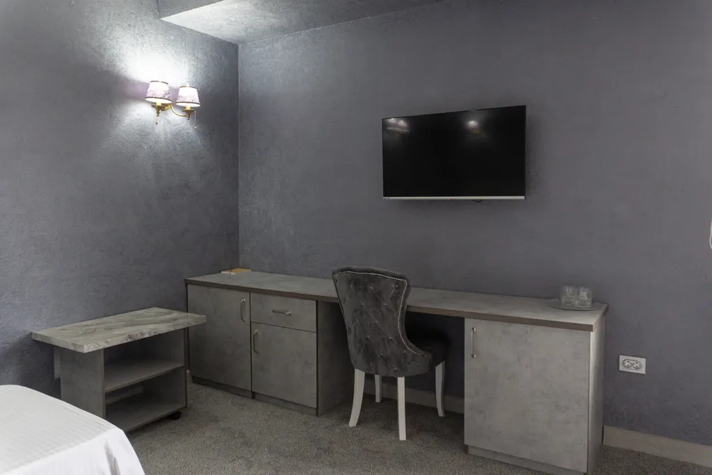 Гостиничный номер на троих