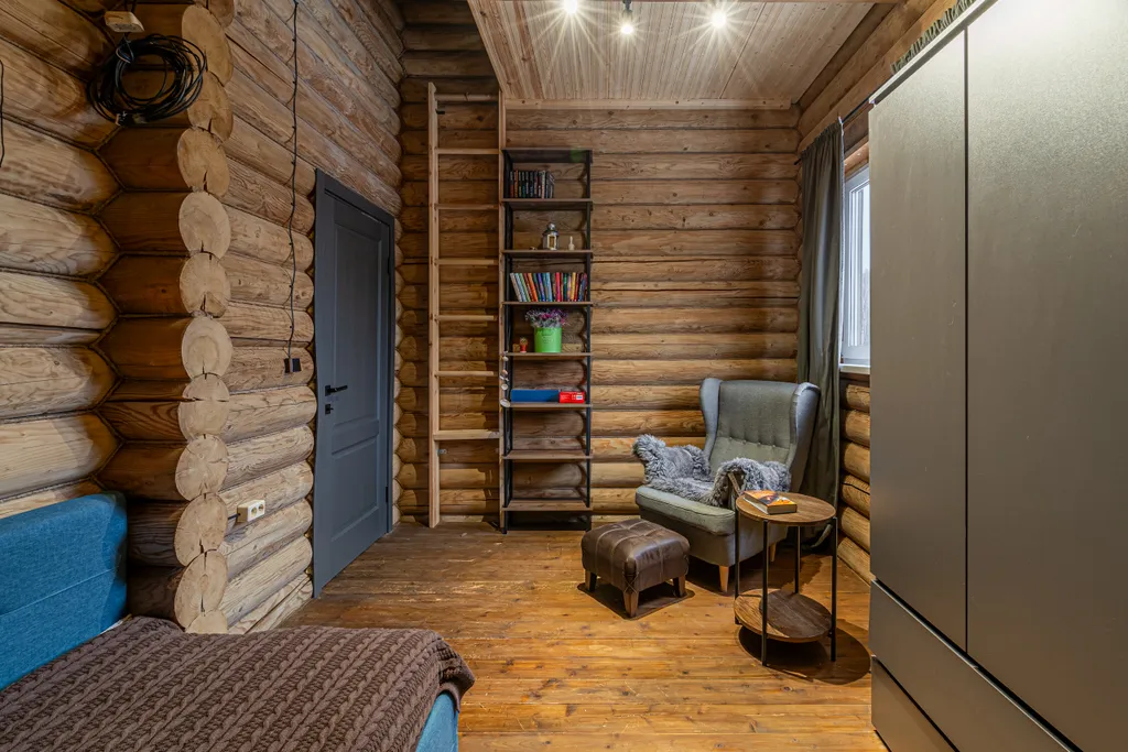 Уютный бревенчатый дом