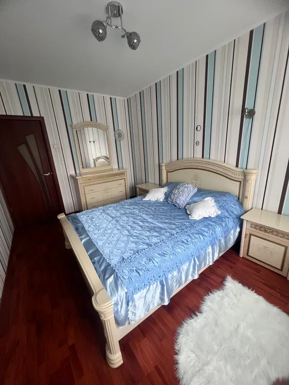 Уютная просторная квартира с видом на лесопарк Пышки — аренда посуточно в Гродно