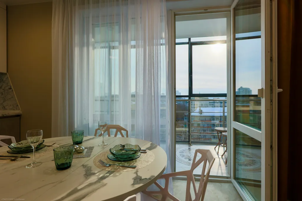 Двухкомнатная с балконом в новом доме