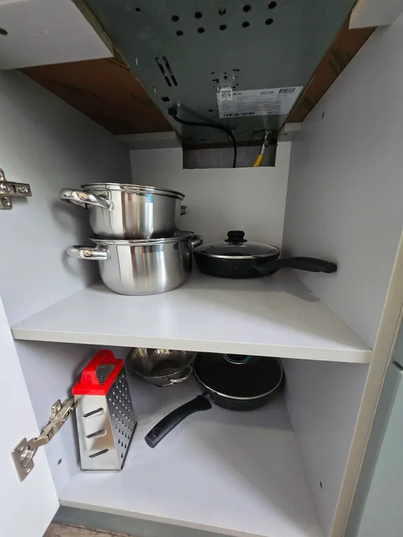 Центрее не бывает! Сразу за памятником ленина в стиле есенинская русь