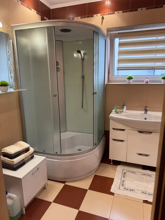 Комфортная, просторная 2-комнатная квартира у фридландских ворот и парка