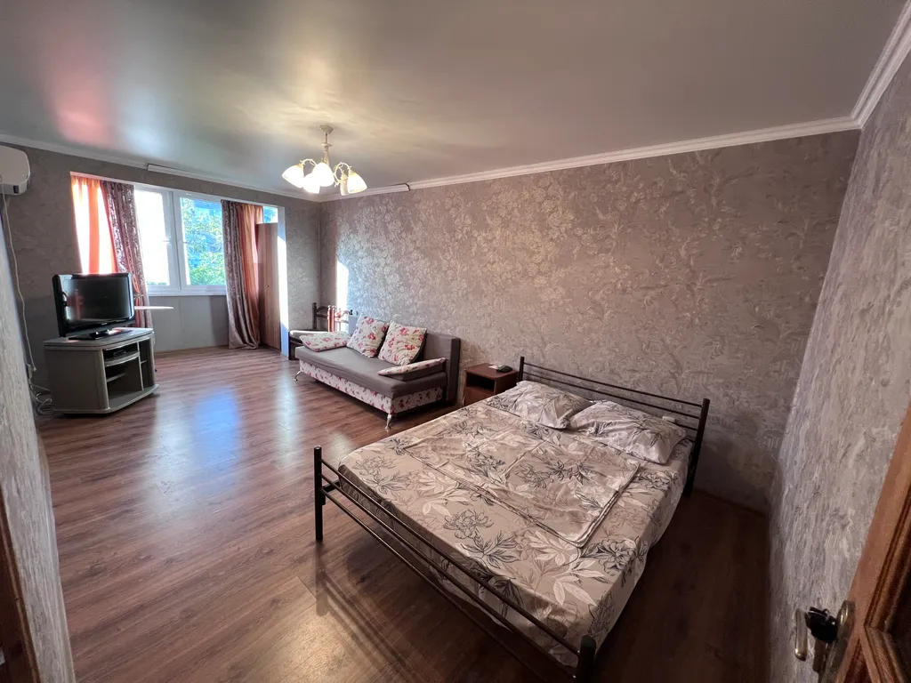 Квартира Квартира рядом с морем на первой полосе — Пицунда