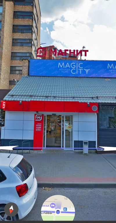 Квартира на набережной с видом на реку