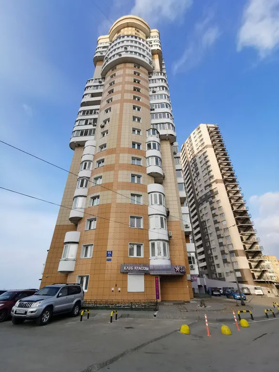 Двухкомнатная квартира возле моря