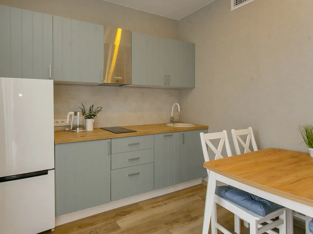 Коттедж с теплым бассейном и банным комплексом, недалеко от моря