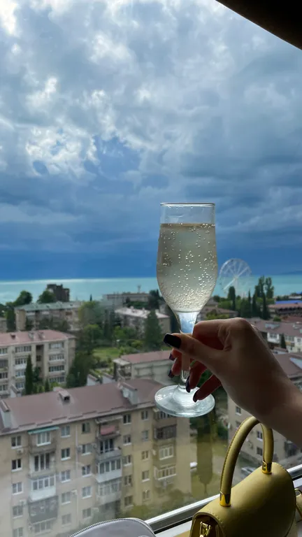 Квартира Двухкомнатная квартира в центре города — Гагра