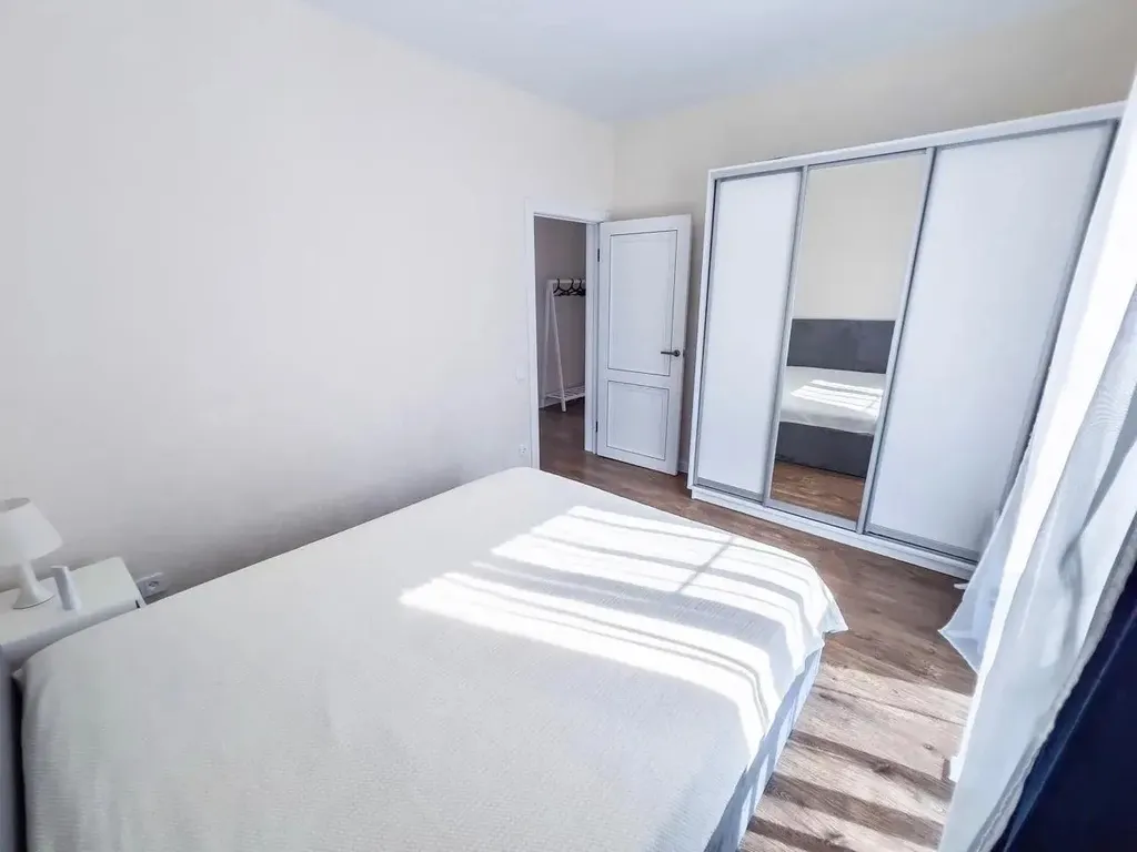 Дом с бассейном