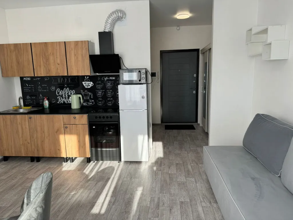 Уютная квартира-студия — аренда посуточно в Сургут