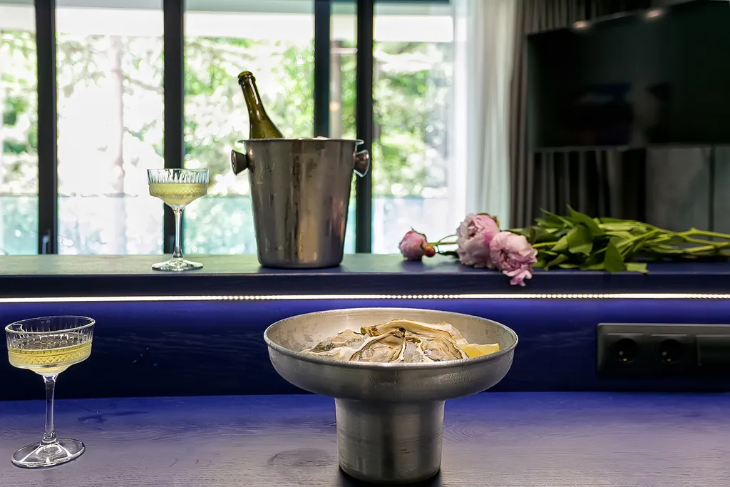 Лофт апартамент с панорамными окнами