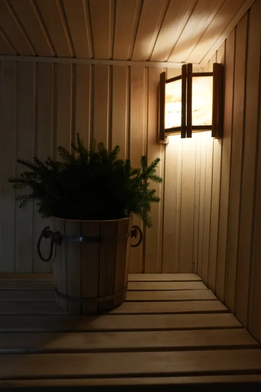 Вилла на берегу озера