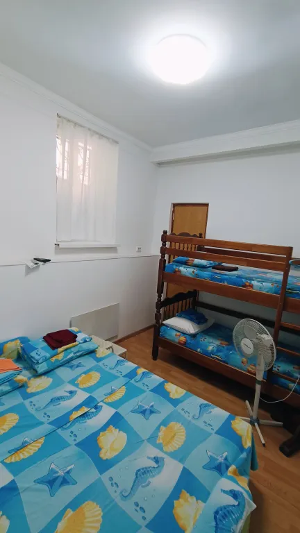 Уютная вместительная 3х комнатная квартира с бесплатной автостоянкой