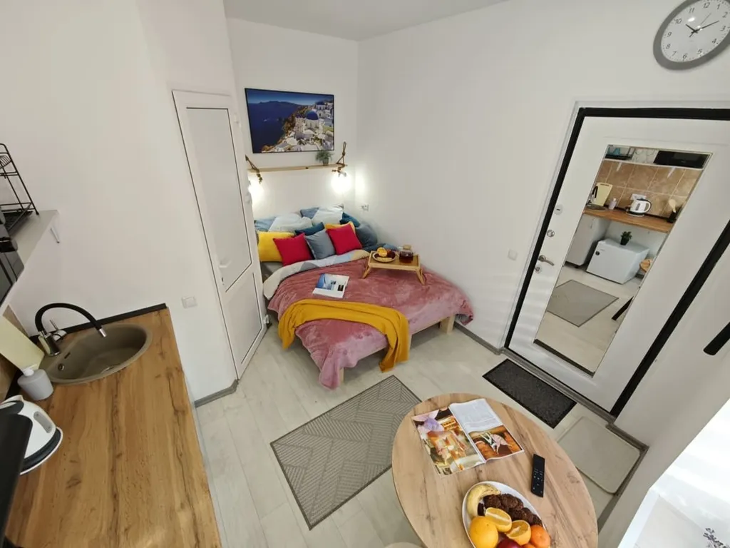 Уютная студия с кроватью-трансформером