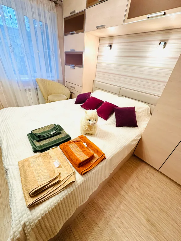 Уютная двухкомнатная квартира в спальном районе