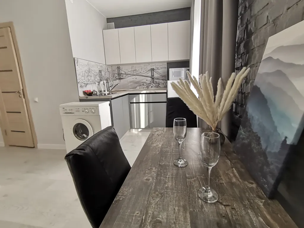 Уютные апартаменты в стиле loft на улице Мельникайте