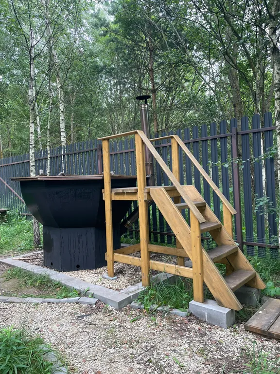 Треугольный дом