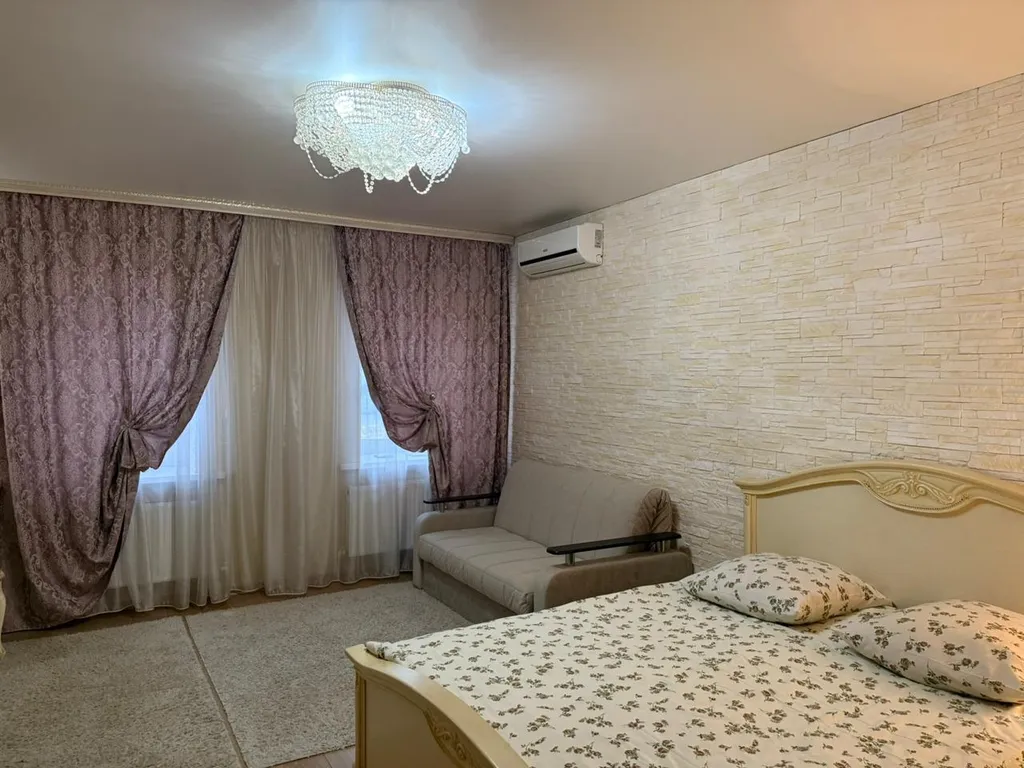 Однокомнатные апартаменты студия делюкс в центре у Торговых рядов