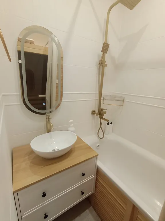 Уютная двушка с сауной в центре