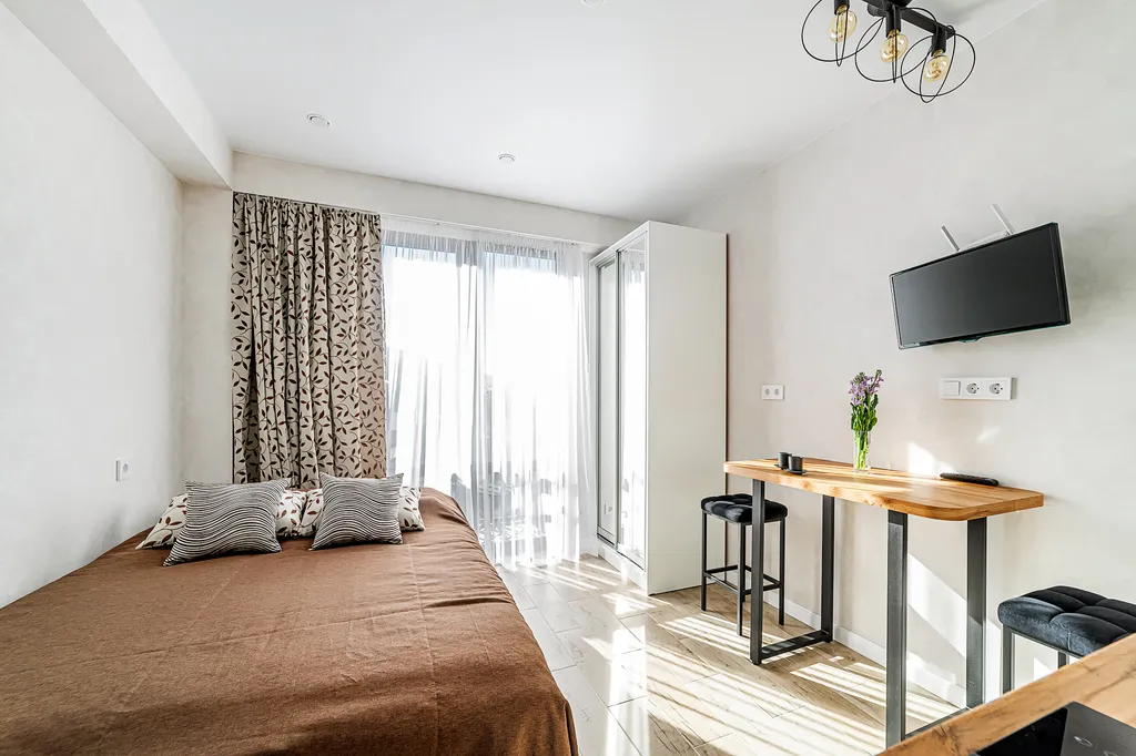 Студия 21 с видом на горы