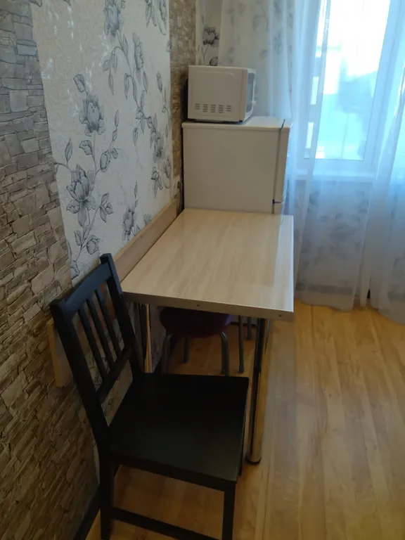 2-х комнатная квартира с хорошим ремонтом у трк окей