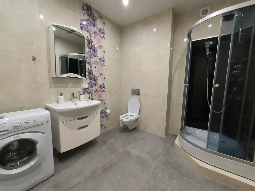 Квартира Просторная квартира в 10 минутах ходьбы от пляжа "Адмиральская Лагуна" — Севастополь