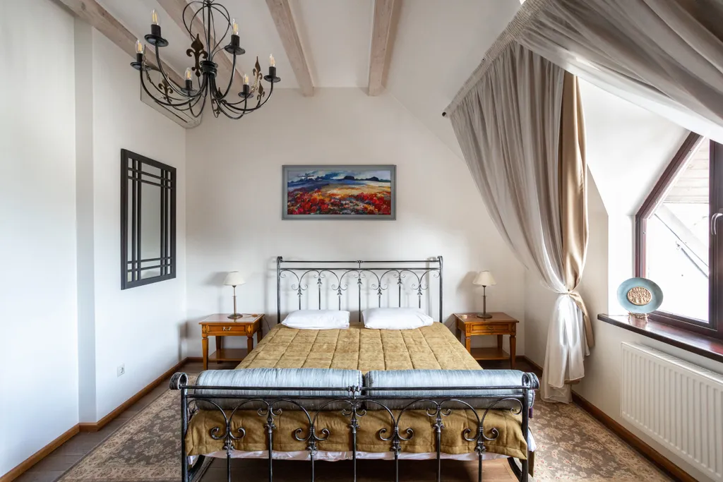 Трехкомнатная VIP квартира "Балтика" 
в центре|6 гостей , мансарда