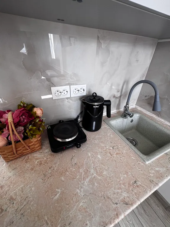 Просторная и уютная студия у моря