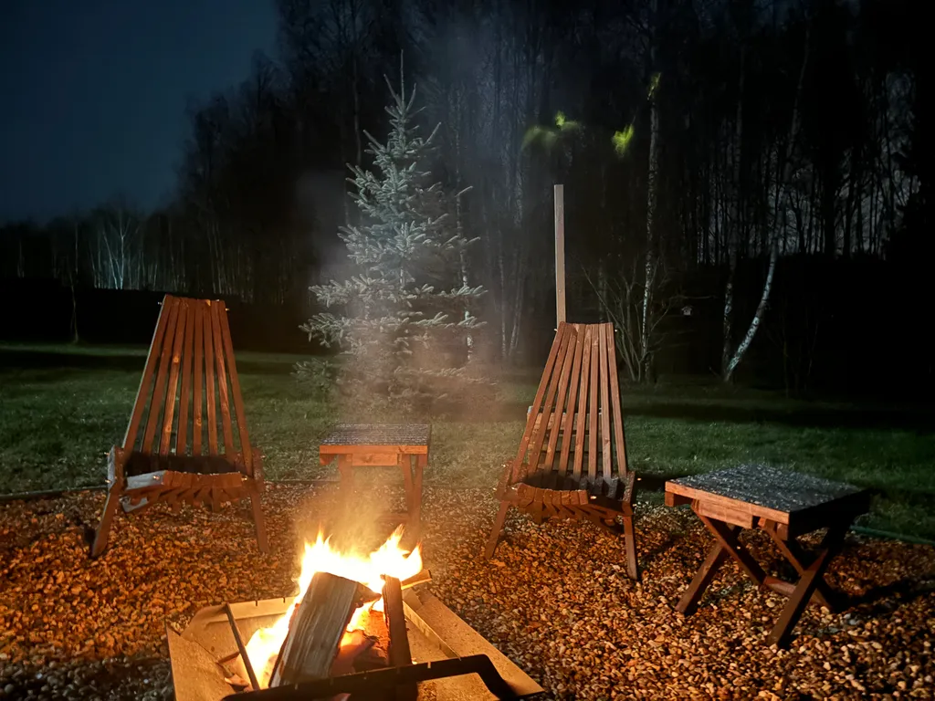 Коттедж Дом на прилесном участке в окружении реки — Горки