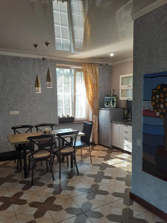 Дом под соснами