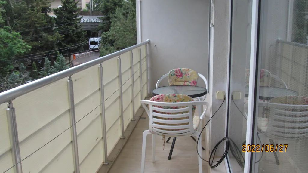 Современная 2-шка у моря