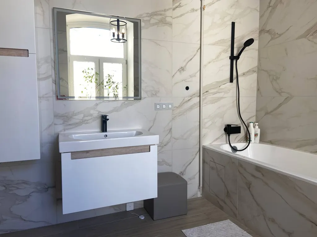 Квартира Четырехкомнатная квартира на бульваре в центре — Санкт-Петербург