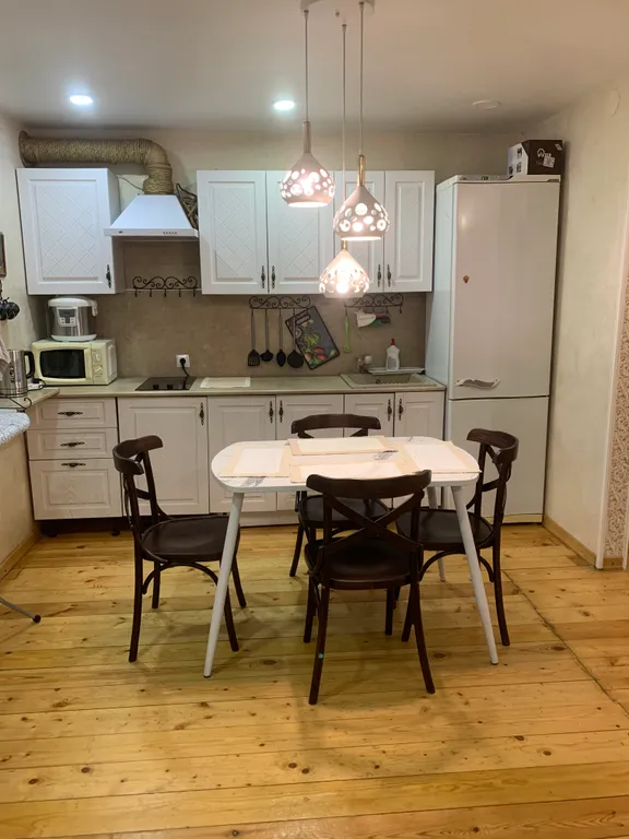 Уютная двухкомнатная квартира в центре Пицунды — аренда посуточно в Пицунда