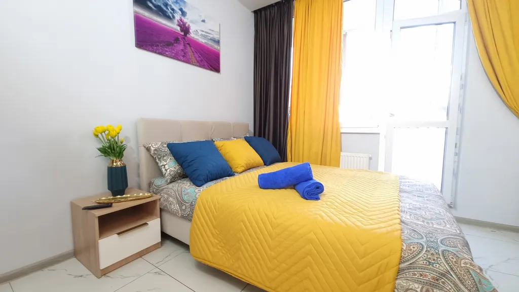 Студия с балконом