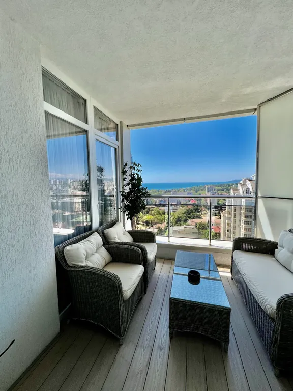 3-комнатная квартира, с видом на море