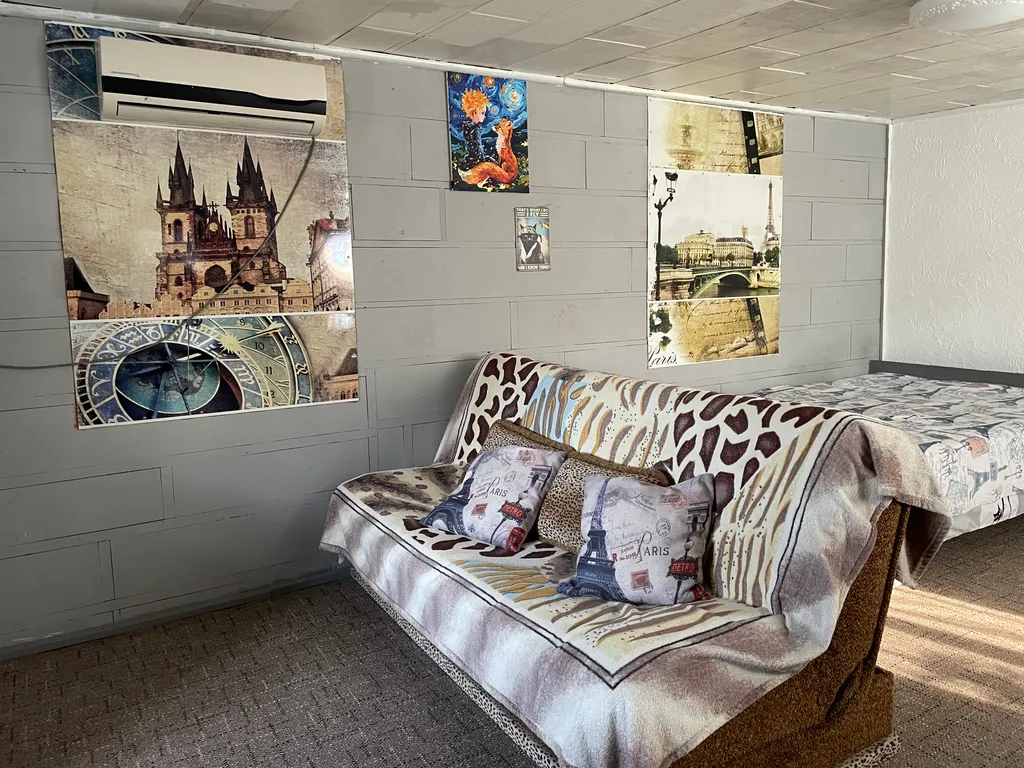 Квартира Квартира Цветущий уголок в историческом центре Севастополя — Севастополь