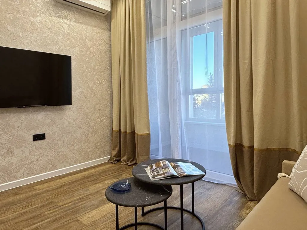 Дизайнерская евродвушка в центре города в топовом ЖК Лесопарковый