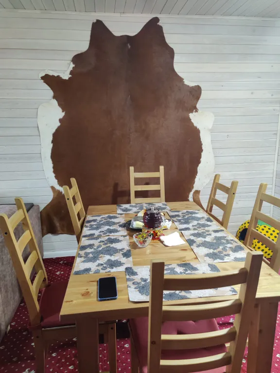 Домик у озера