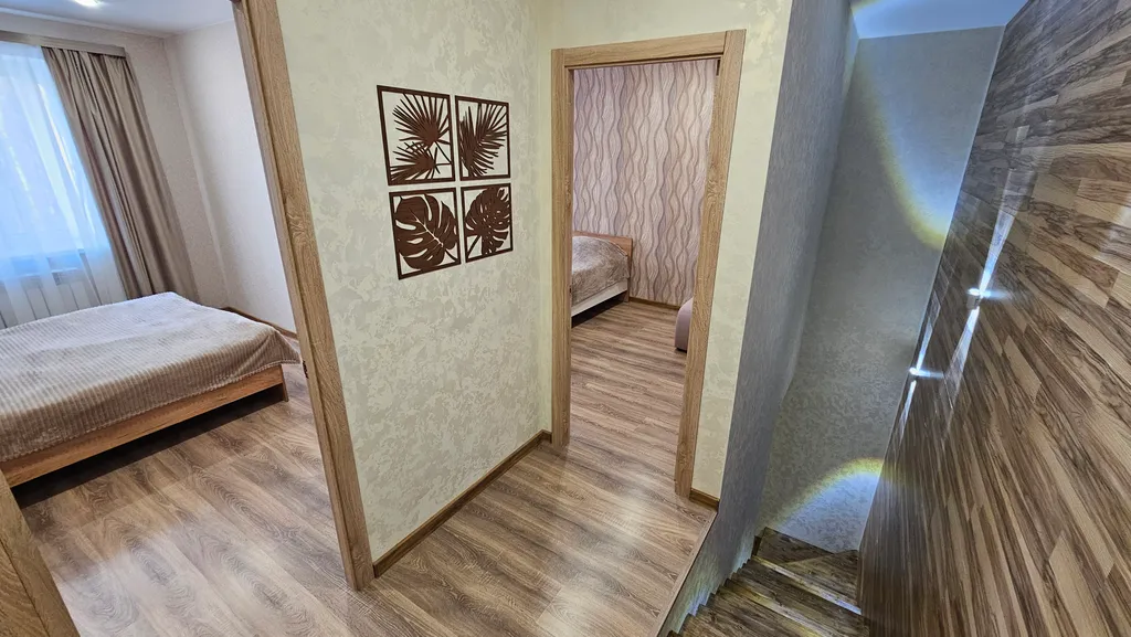 Семейное бунгало возле леса