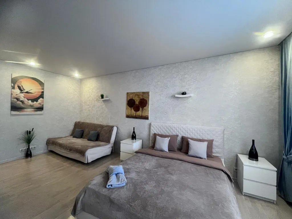 2-комнатная люкс на Энтузиастов