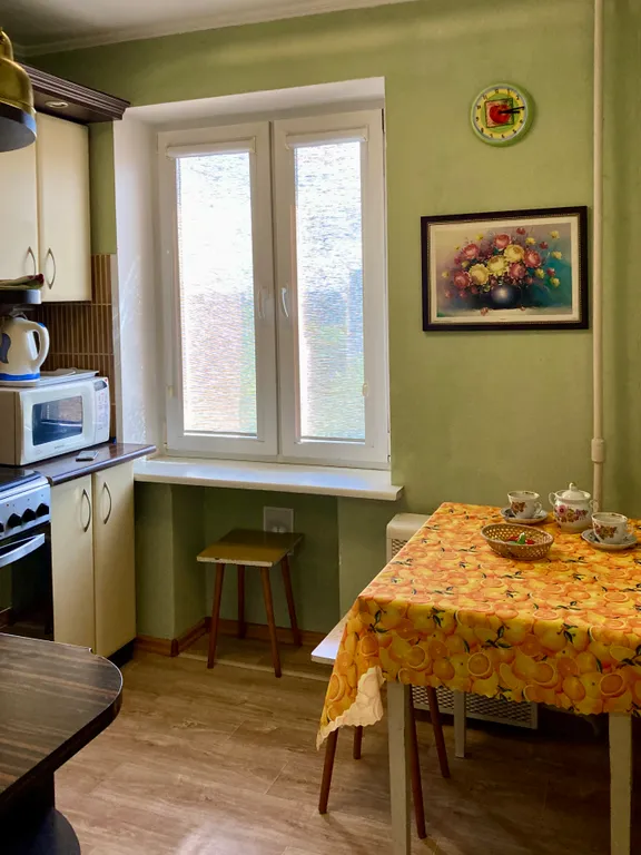 Квартира 2-комнатная квартира в центре с хорошей транспортной доступностью — Калининград