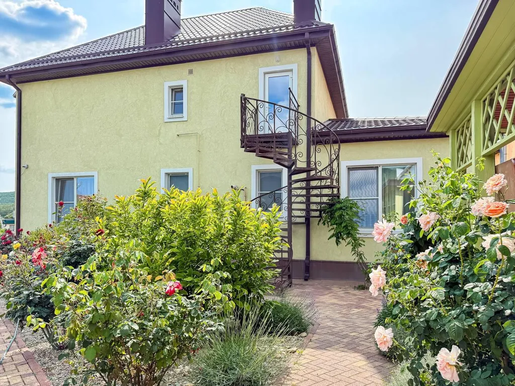 Коттедж 3-комнатный Дом — Южная Озереевка